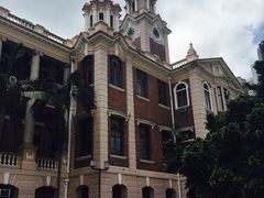 -香港大学