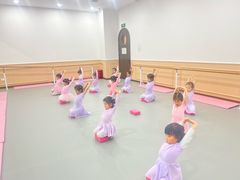 -DC少儿舞蹈培训中心(人民桥店)