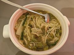 -桂满陇·手作小笼包&江南叫花鸡(中山公园店)
