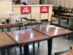 大堂-李先生牛肉面大王(营口大润发店)