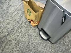 -星巴克(北京西大望路温特莱店)