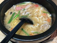 -蒙自源过桥米线(红谷滩万达店)