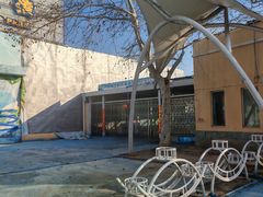 -黄河谷马拉湾海浪浴场