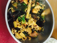 -95号酱骨·一块豆腐(展春园西路店)
