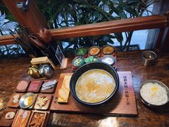 -银米·云南传统过桥米线(双廊黑金冠店)
