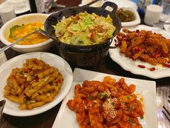 -鸿兴楼酒家(阜阳路店)