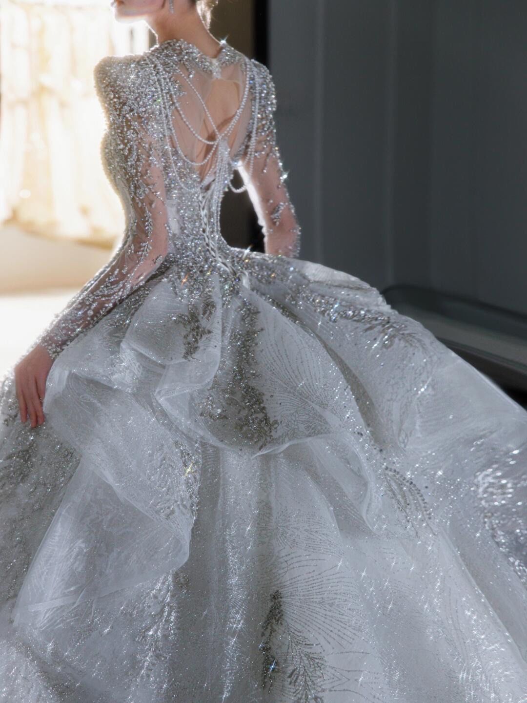 超美大拖尾婚纱