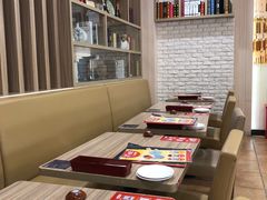 卡座-卢家妈妈·西餐厨房(中信华庭店)