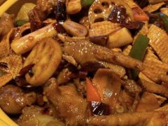 -多嘴超级肉蟹煲(欧亚卖场店)
