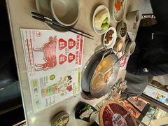-左庭右院鲜牛肉火锅(浦江欢乐颂店)