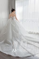 -艾朵婚纱