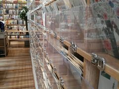 -猫的天空之城概念书店(杭州南宋御街店)