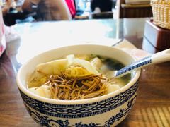 -笑来喜馄饨小笼工坊店(湖滨街店)