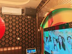 -路边边.炒菜烧烤.音乐餐厅(良乡长虹店)