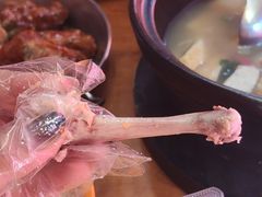 -BHC炸鸡(明洞总店)