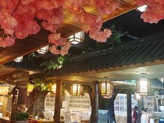 -茅台镇网红溶洞餐厅·茅帮菜馆