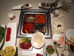 -海底捞火锅(武胜路凯德广场店)