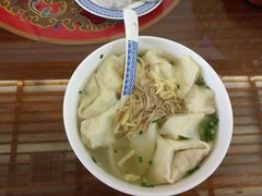 一两开洋-笑来喜馄饨小笼工坊店(湖滨街店)