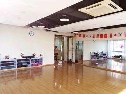 -亚太瑜伽普拉提学院