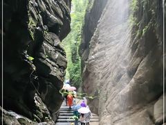-龙水峡地缝景区