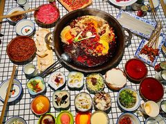 -董眼镜火锅(洪崖洞总店)