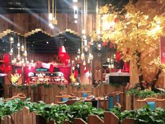 -老滇山寨•云南特色菜•地方菜•民族风情歌舞表演(金碧店)