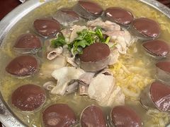 -红岩美食坊(伊春市伊春区)