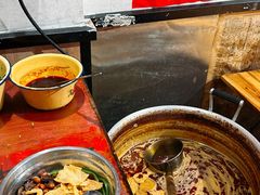 -柳州肥姨妈大骨螺蛳粉(曹路店)