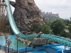 -七彩云南欢乐世界