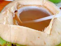 椰子汁-Ruam Saep Yok Khok Som Tam