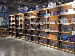 -魔方城市书房(中街益田店)