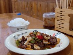 -何永光123鲜牛肉馆(1号店)