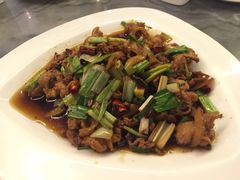 -蔼若春.传承三十年云南菜(金碧公园店)