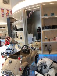 -PE SALON