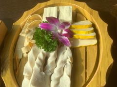 -滇釜火锅·能喝汤的火锅(车公庄店)