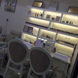 -印奈儿美甲手足护理机构