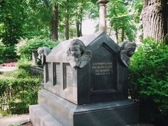-亚历山大·涅夫斯基修道院