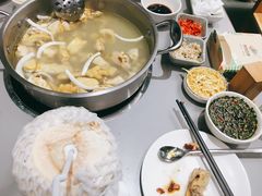 -烹然四季椰子鸡火锅(团结湖总店)