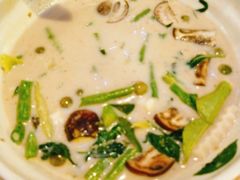 -J Daeng Seafood