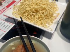 -黄记煌三汁焖锅(新佳丽江汉路店)