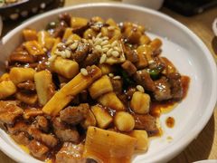 松子牛肉炒年糕-兔爸私家小厨(新北万达店)