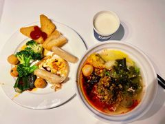 -珠海拱北口岸智选假日酒店