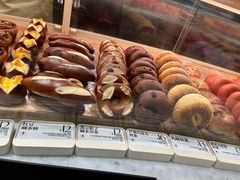 -HOT CRUSH趁热集合·现烤面包(环球港店)