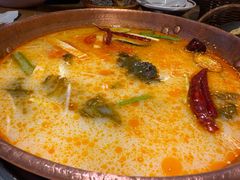 -洱火云南酸菜牛肉火锅(石景山当代商城店)