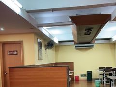 -潮镇老尾牛杂(环城西路店)