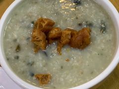 皮蛋瘦肉粥-台北楚楚园馅饼粥(虹桥南丰城店)
