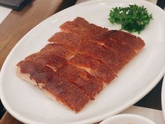 烧乳猪-甘牌烧鹅(宝华商业中心店)