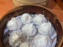 -莱莱小笼·乔艾