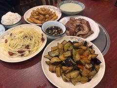 -聚首堂·特色小吃·肘子(什刹海德胜门店)