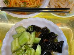 -金杨拉面王小吃面馆·牛三宝面·红烧牛肉粉